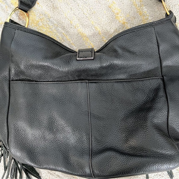 GILI Black Leather Fringe Hobo Bag with Gold Magnetic Buckle - Picture 4 of 10